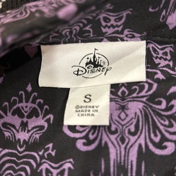 Disney HAUNTED MANSION button front shirt - Picture 5 of 7